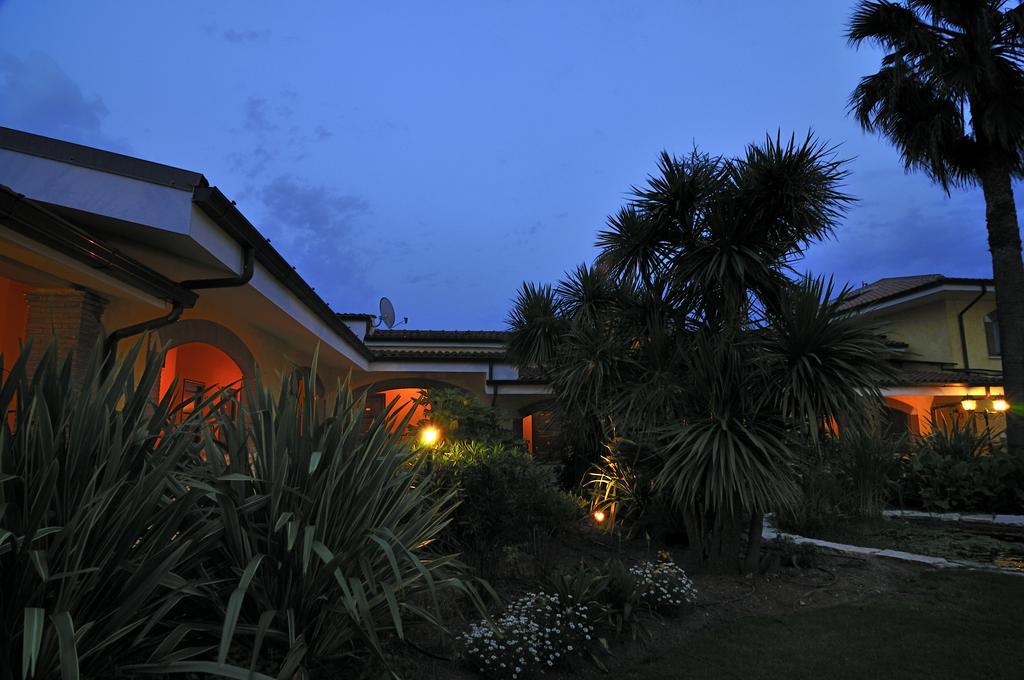 La Locanda Del Cavaliere Borgo Montello Ngoại thất bức ảnh