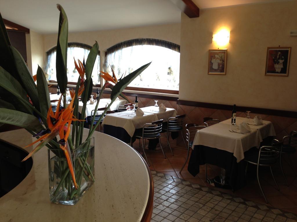 La Locanda Del Cavaliere Borgo Montello Ngoại thất bức ảnh