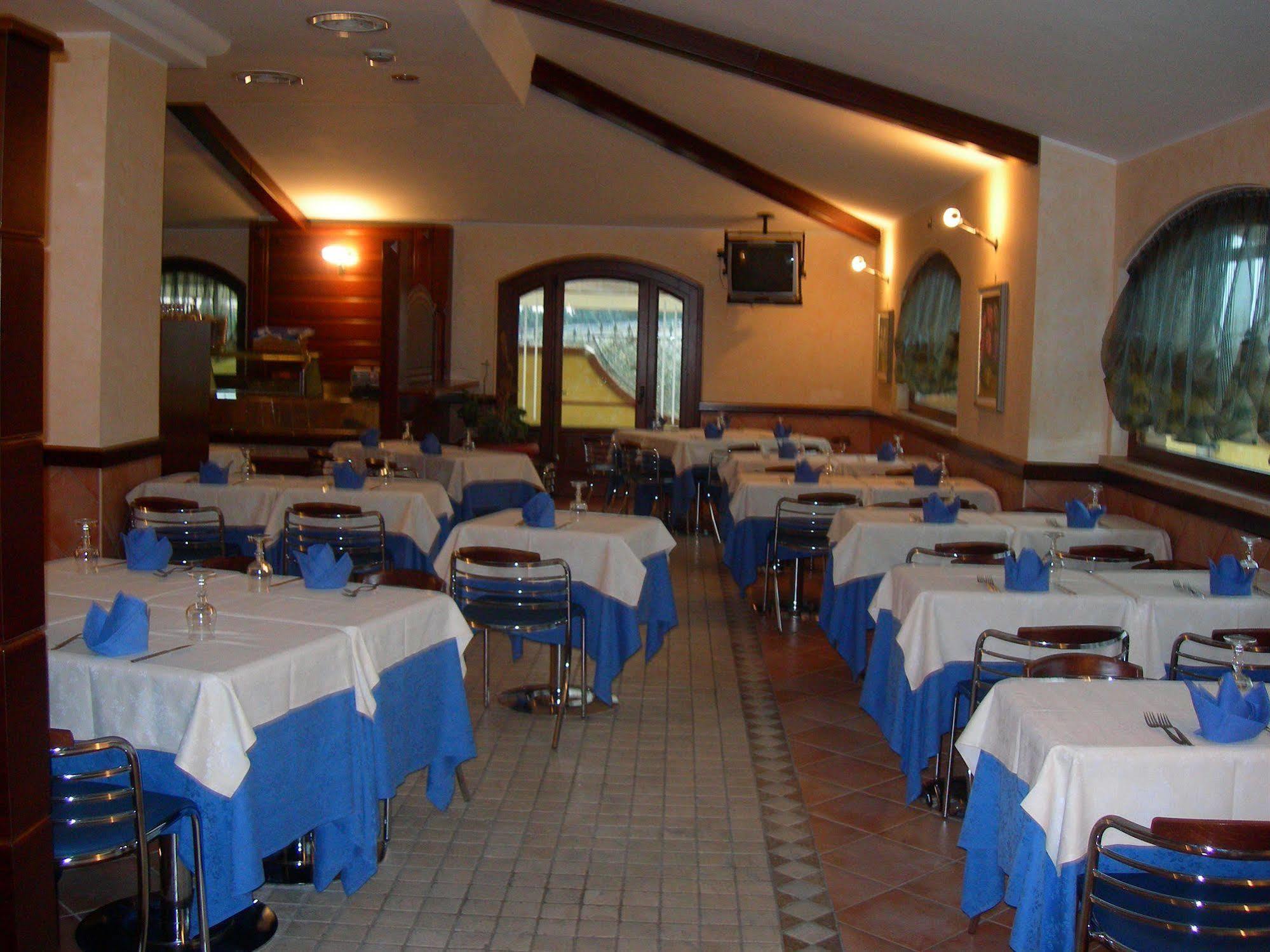 La Locanda Del Cavaliere Borgo Montello Ngoại thất bức ảnh