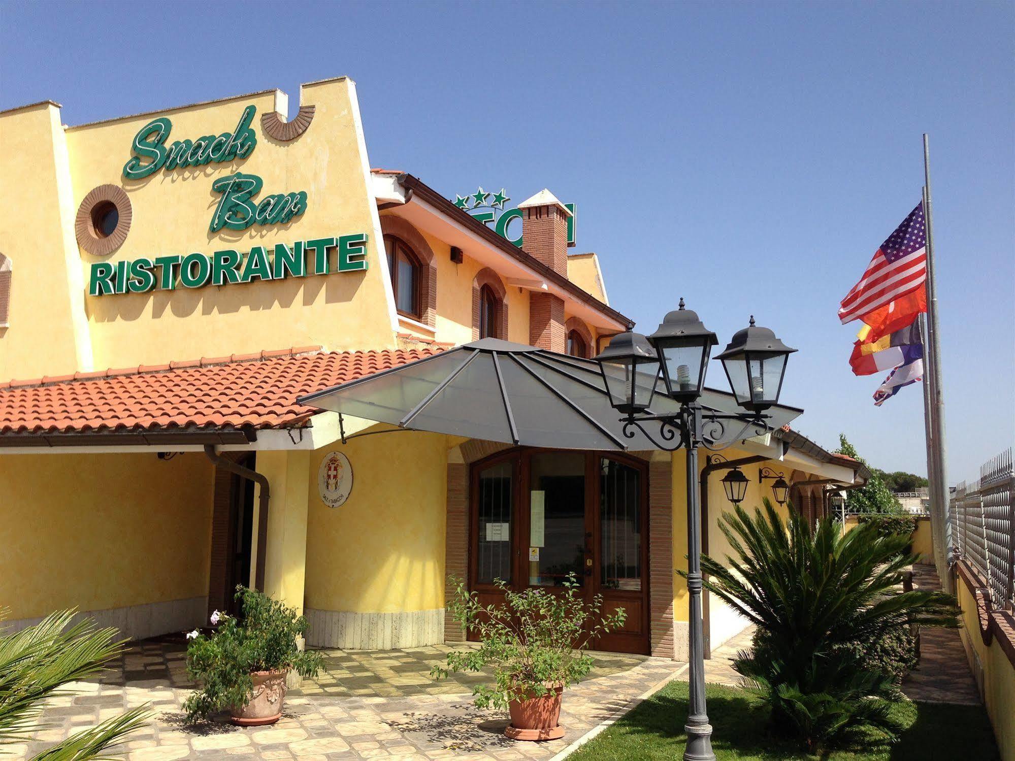 La Locanda Del Cavaliere Borgo Montello Ngoại thất bức ảnh